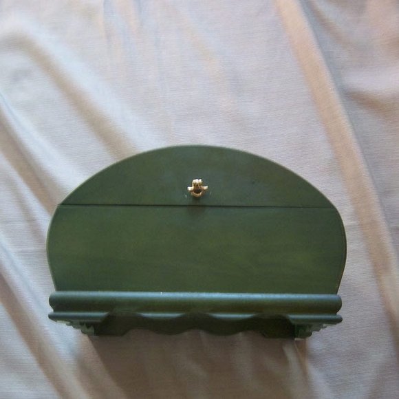 Green Wooden Jewely Box - Picture 3 of 7